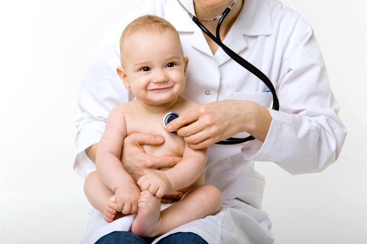147057752-Doctor-with-baby